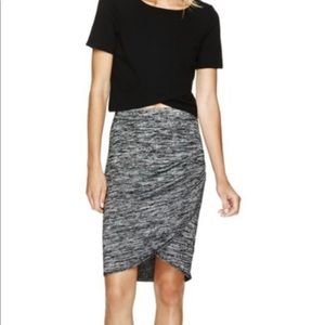 Aritzia- heather black tyra skirt